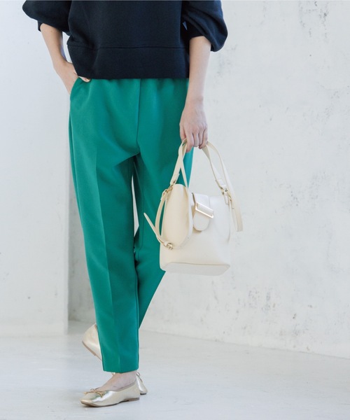 OPAQUE.CLIP（オペークドットクリップ）の「◆【ネオサーモ】ストレッチツイル イージーテーパードパンツ（その他パンツ・レディース・ブラック/グリーン/チャコールグレー/ライトグレー/パープル系/イエロー・36/40/38/42/34）」の5枚目の写真