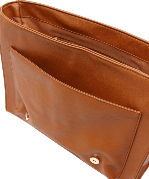 one after another NICE CLAUP（ワンアフターアナザーナイスクラップ）の「【non-no5月号掲載 ナイスクラップ】サッチェルバック（ショルダーバッグ・レディース・アイボリー/キャメル/ブラック・FREE）」の16枚目の写真