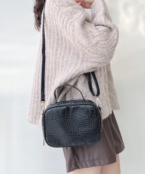 AS KNOW AS plus(アズノゥアズプラス)の「♪アレグロ ワンハンドル スクエアバッグ(ハンドバッグ・レディース・ブラック/ブラウン/グリーン/パープル/ピンク・FREE)」の2枚目の写真