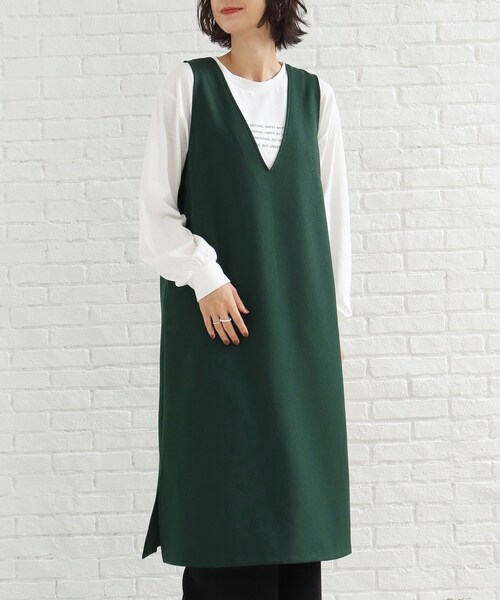 SHOO・LA・RUE(シューラルー)の「◆【親子リンク対応/大人カジュアル】体系カバーも叶う!ウール調深Vネックジャンドレ(スカート・レディース・モスグリーン/キャメル/ブラック・04/03/02)」の1枚目の写真