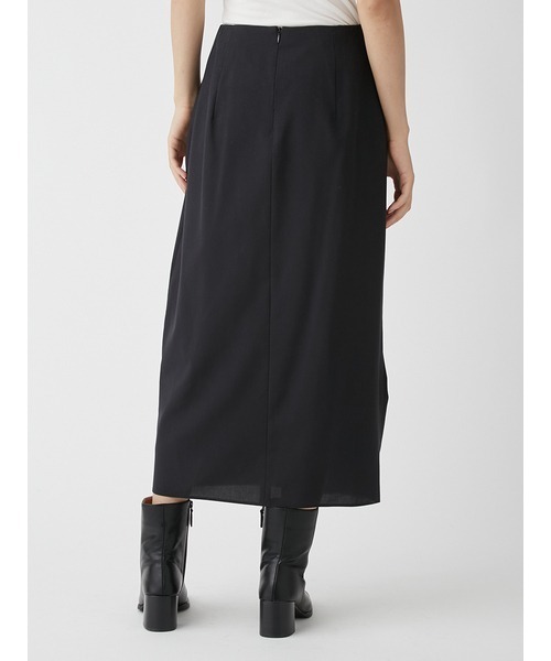 Mila Owen（ミラオーウェン）の「タックドレープコクーンスカート