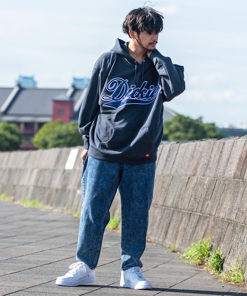 Dickies(ディッキーズ)の「『Dickies/ディッキーズ』カレッジロゴ裏毛プルオーバーパーカー(パーカー・メンズ・グリーン/ブラック/ライトグレー/ネイビー/スミクロ/ブルー/イエロー/グレイッシュベージュ・M/L)」の9枚目の写真