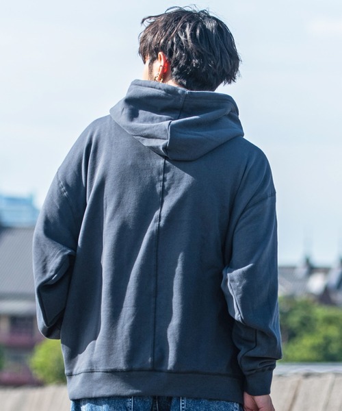 Dickies(ディッキーズ)の「『Dickies/ディッキーズ』カレッジロゴ裏毛プルオーバーパーカー(パーカー・メンズ・グリーン/ブラック/ライトグレー/ネイビー/スミクロ/ブルー/イエロー/グレイッシュベージュ・M/L)」の16枚目の写真
