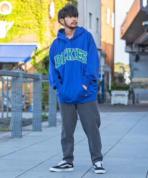 Dickies(ディッキーズ)の「『Dickies/ディッキーズ』カレッジロゴ裏毛プルオーバーパーカー(パーカー・メンズ・グリーン/ブラック/ライトグレー/ネイビー/スミクロ/ブルー/イエロー/グレイッシュベージュ・M/L)」の19枚目の写真