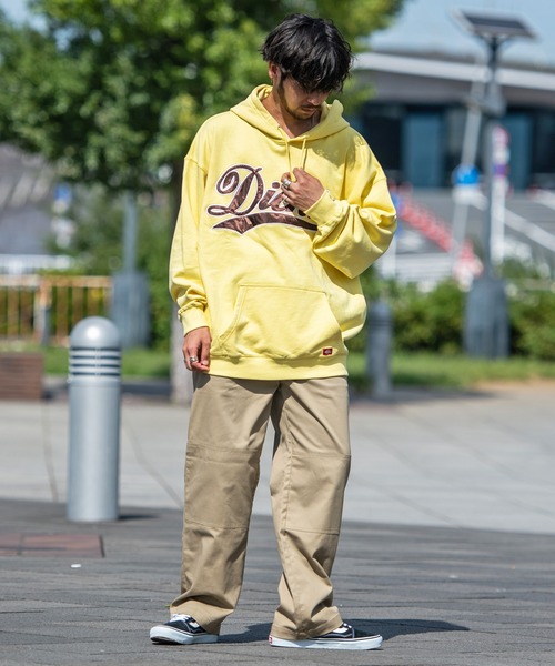 Dickies(ディッキーズ)の「『Dickies/ディッキーズ』カレッジロゴ裏毛プルオーバーパーカー(パーカー・メンズ・グリーン/ブラック/ライトグレー/ネイビー/スミクロ/ブルー/イエロー/グレイッシュベージュ・M/L)」の13枚目の写真
