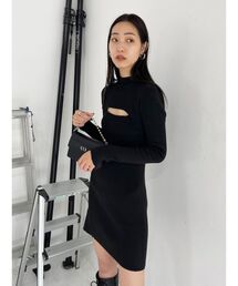 カッティングニットショートワンピース