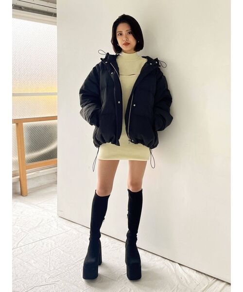 EMODA(エモダ)の「カッティングニットショートワンピース(ワンピース・レディース・グレー/ブルー/アイボリー/ブラック・FREE)」の11枚目の写真