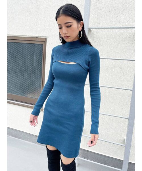 EMODA(エモダ)の「カッティングニットショートワンピース(ワンピース・レディース・グレー/ブルー/アイボリー/ブラック・FREE)」の12枚目の写真