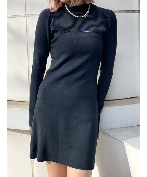 EMODA(エモダ)の「カッティングニットショートワンピース(ワンピース・レディース・グレー/ブルー/アイボリー/ブラック・FREE)」の16枚目の写真