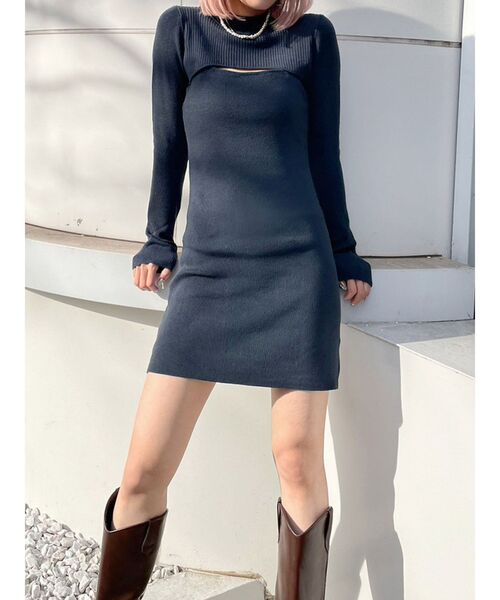 EMODA(エモダ)の「カッティングニットショートワンピース(ワンピース・レディース・グレー/ブルー/アイボリー/ブラック・FREE)」の17枚目の写真