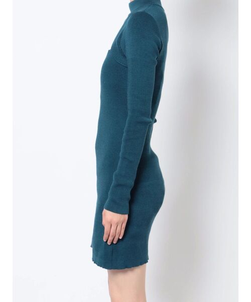 EMODA(エモダ)の「カッティングニットショートワンピース(ワンピース・レディース・グレー/ブルー/アイボリー/ブラック・FREE)」の21枚目の写真