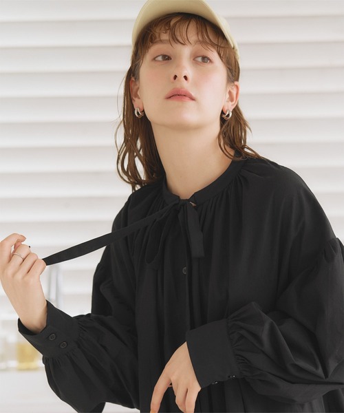 titivate（ティティベイト）の「ﾎﾞｳﾀｲﾘﾎﾞﾝﾎﾞﾘｭｰﾑｼｬﾂﾜﾝﾋﾟｰｽ（シャツワンピース・レディース・ラベンダー/オフホワイト/ブラック・S/M）」の11枚目の写真