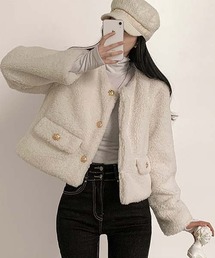 [BELLIDE MADE] フェミニンノーカラーボアジャケット