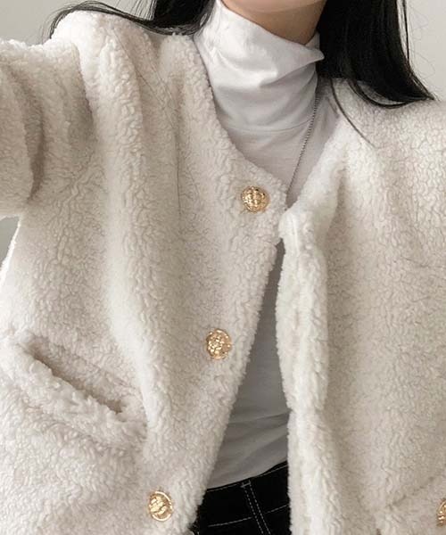BEIDELLI（ベイデリー）の「[BELLIDE MADE] フェミニンノーカラーボアジャケット（ノーカラージャケット・レディース・ブラック/アイボリー・FREE）」の19枚目の写真