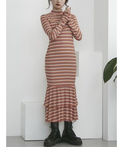 jouetie(ジュエティ)の「テレコマーメイドワンピース(ワンピース・レディース・オレンジ/ブラック/ブルー・MEDIUM)」の8枚目の写真