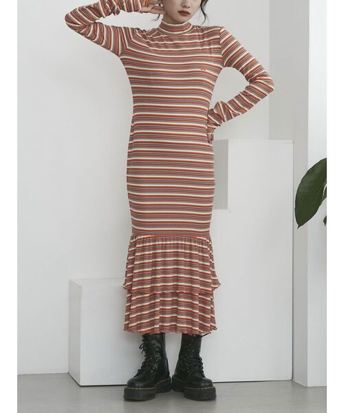 jouetie(ジュエティ)の「テレコマーメイドワンピース(ワンピース・レディース・オレンジ/ブラック/ブルー・MEDIUM)」の9枚目の写真