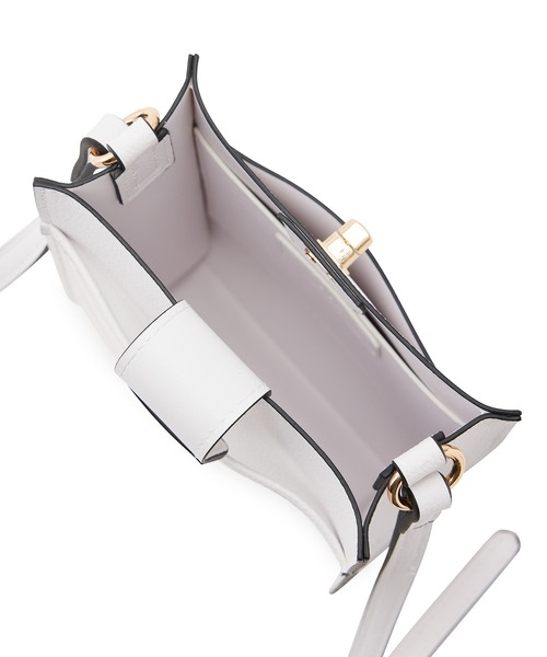 VIS（ビス）の「【新色】バッククリアーポケットマルチショルダーバッグ（ショルダーバッグ・レディース・ブラック/レッド/オフホワイト/イエロー/ダークパープル/ブルー/グリーン/ピンク系その他2・FREE）」の18枚目の写真