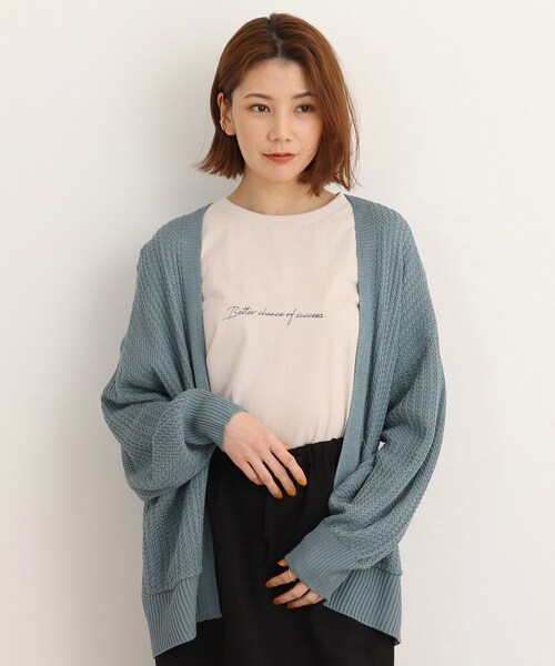 SHOO・LA・RUE(シューラルー)の「◆【シンプルだから使いやすい】リネンタッチ変わり編み地柄カーディガン(カーディガン/ボレロ・レディース・ベージュ/ライトグリーン/ピンク系/アイボリー/チャコールグレー/ブルー・00)」の5枚目の写真