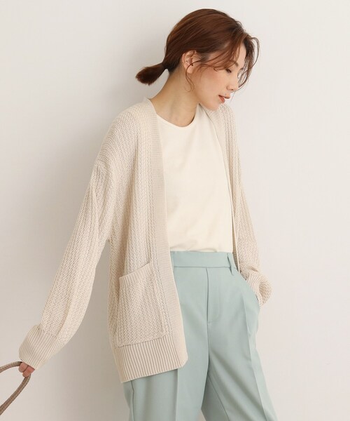 SHOO・LA・RUE(シューラルー)の「◆【シンプルだから使いやすい】リネンタッチ変わり編み地柄カーディガン(カーディガン/ボレロ・レディース・ベージュ/ライトグリーン/ピンク系/アイボリー/チャコールグレー/ブルー・00)」の2枚目の写真