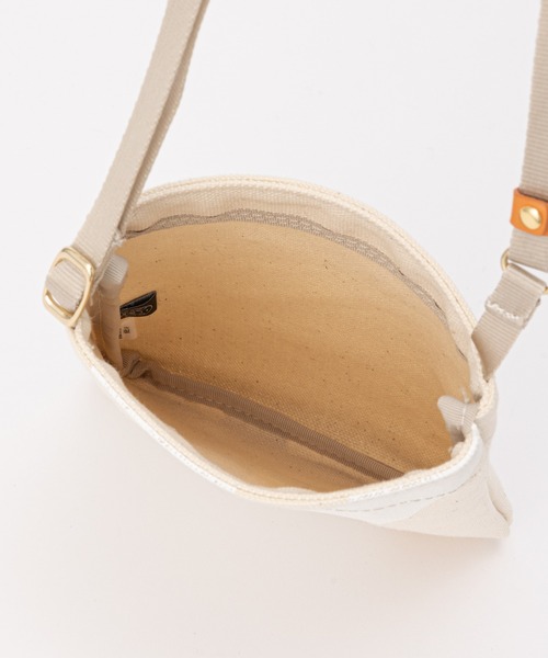 russet（ラシット）の「カジュアルスマホショルダー(Z-120)（ショルダーバッグ・レディース・ライトグレー/ブラック/アイボリー/ダークグレー・FREE）」の9枚目の写真