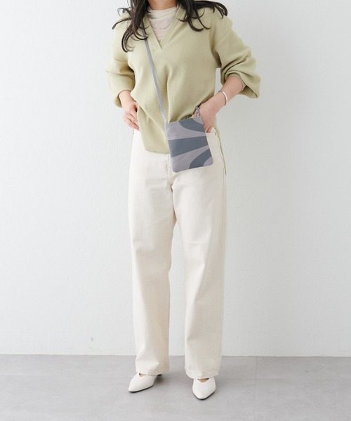 russet（ラシット）の「カジュアルスマホショルダー(Z-120)（ショルダーバッグ・レディース・ライトグレー/ブラック/アイボリー/ダークグレー・FREE）」の14枚目の写真