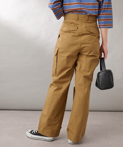 GEVACO(ゲバコ)の「【2/23 ヒルナンデスOA 放映アイテム】【GEVACO/ゲバコ】リップストップM-47カーゴパンツ(カーゴパンツ・レディース・カーキ/ベージュ・MEDIUM)」の12枚目の写真