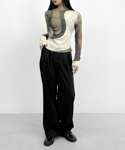 LVEU.（ラブユ.）の「【LVEU.】ニュアンス柄シャーリングデザインシアートップス / トップス カットソー シャーリング ニュアンス シアー 長袖 カーキ ZOZOTOWN限定（Tシャツ/カットソー・レディース・カーキ・FREE）」の9枚目の写真