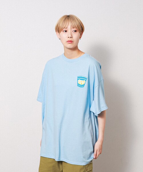 BEAMS T（ビームスティー）の「PUTS × BEAMS T / FLOWER T-SHIRT by Winiche & Co.（Tシャツ/カットソー・メンズ・ライトブルー/ホワイト・LARGE/X-LARGE/XX-LARGE/MEDIUM）」の7枚目の写真