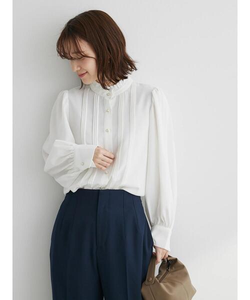 ELENCARE DUE(エレンカーレデュエ)の「・ELENCARE DUEピンタックカラーフリルブラウス(シャツ/ブラウス・レディース・ブラック/オフホワイト/ベージュ・FREE)」の7枚目の写真