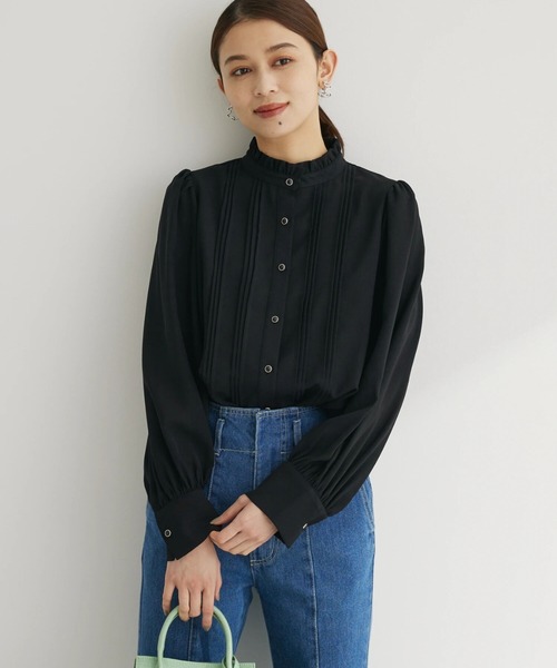 ELENCARE DUE(エレンカーレデュエ)の「・ELENCARE DUEピンタックカラーフリルブラウス(シャツ/ブラウス・レディース・ブラック/オフホワイト/ベージュ・FREE)」の1枚目の写真