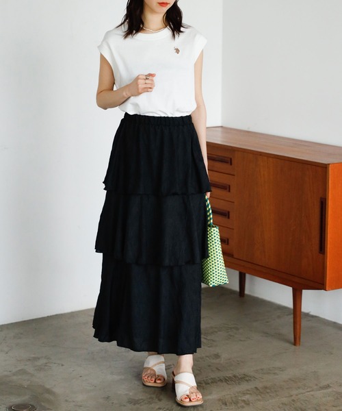 GeeRA(ジーラ)の「ワッシャー素材ティアードスカート(スカート・レディース・ブラック/オフホワイト・LARGE/MEDIUM)」の10枚目の写真