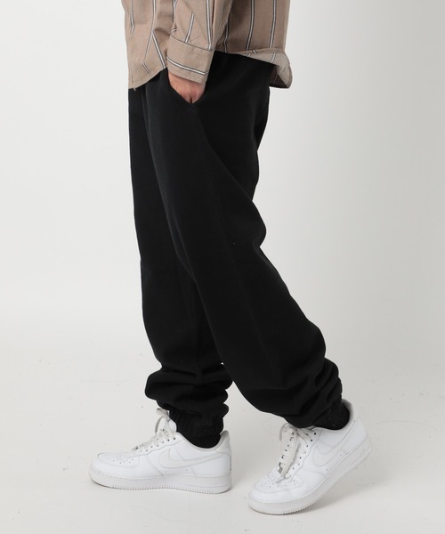 United Athle（ユナイテッドアスレ）の「流行りの空港コーデにも！【United Athle】12.0オンス ヘヴィーウェイト スウェットパンツ（裏起毛） 5765（スウェットパンツ・メンズ・ブラック/アッシュ・XL/L/M）」の9枚目の写真