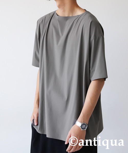 antiqua(アンティカ)の「シームレスTシャツ(Tシャツ/カットソー・レディース・ネイビー/ブラック/グレイッシュベージュ・FREE)」の9枚目の写真