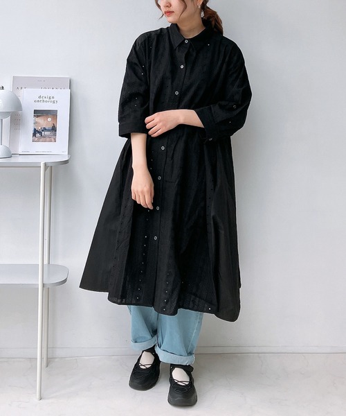 AS KNOW AS plus（アズノゥアズプラス）の「○異素材合わせて7分袖シャツワンピース（シャツワンピース・レディース・ネイビー系/ホワイト系/グリーン系/ブラック系/ブルー系/ブラック系1/ホワイト系1/イエロー系/ブラック系その他2/ブラック系2/グリーン系2/ブルー系2/ブラック系3/ブルー系3/ネイビー系3/ブラック系その他3/ベージュ系3/ブラック系4/ブラック系その他4/グリーン系5/ブルー系5/オレンジ系5/ブラック系5/ネイビー系6/ブルー系6/ブルー系その他6/ブラック系その他6/ブルー系7/ブルー系その他7/ブラック系6/ブラック系7/ブラック系その他/グレー系その他/グリーン系その他/ブルー系その他/ネイビー系7・FREE）」の5枚目の写真