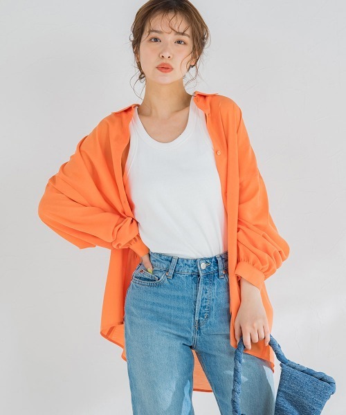 VICKY（ビッキー）の「【ビッキー定番/今季注目トレンドのシアー素材】シアーシャツ《洗濯機で洗える》（シャツ/ブラウス・レディース・グリーン/ブラック/ホワイト/ブルー/オレンジ・M）」の5枚目の写真