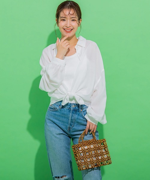 VICKY（ビッキー）の「【ビッキー定番/今季注目トレンドのシアー素材】シアーシャツ《洗濯機で洗える》（シャツ/ブラウス・レディース・グリーン/ブラック/ホワイト/ブルー/オレンジ・M）」の6枚目の写真