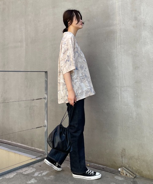 CIAOPANIC(チャオパニック)の「グラデーションルーズシャツ(シャツ/ブラウス・レディース・ベージュ/ブルー・MEDIUM/LARGE)」の17枚目の写真