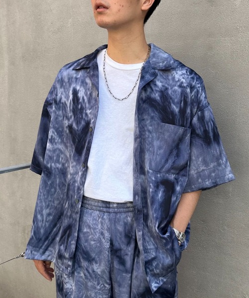 CIAOPANIC(チャオパニック)の「グラデーションルーズシャツ(シャツ/ブラウス・レディース・ベージュ/ブルー・MEDIUM/LARGE)」の7枚目の写真