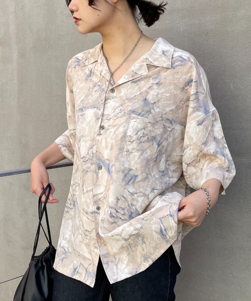 CIAOPANIC(チャオパニック)の「グラデーションルーズシャツ(シャツ/ブラウス・レディース・ベージュ/ブルー・MEDIUM/LARGE)」の20枚目の写真