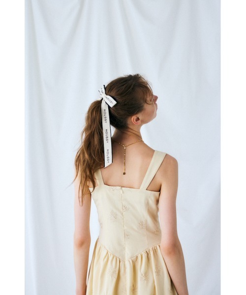 MOUSSY(マウジー)の「LETTERING RIBBON バレッタ(バレッタ/ヘアクリップ・レディース・ホワイト・FREE)」の3枚目の写真