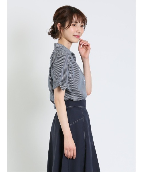 m.f.editorial（エムエフエディトリアル）の「m.f.エディトリアル レディース 前開き 半袖シャツチュニック（シャツ/ブラウス・レディース・ネイビー/ボルドー・LARGE/MEDIUM）」の12枚目の写真