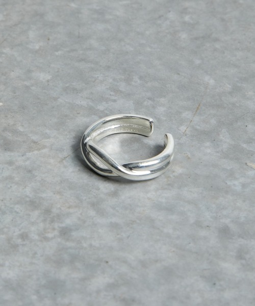 PUBLIC TOKYO(パブリックトウキョウ)の「シルバークロスリング【錆びない/シルバー925】(リング・メンズ・シルバー・FREE)」の2枚目の写真
