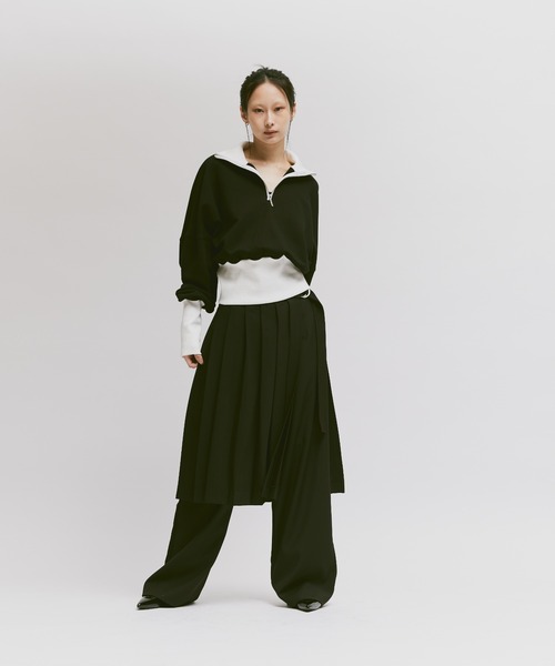 FEKETE（フェケテ）の「BICOLOR HALF-ZIP SWEAT SHIRT / バイカラーハーフジップスウェット（スウェット・レディース・オフホワイト/ライトグリーン/ネイビー/ブラック・FREE）」の15枚目の写真