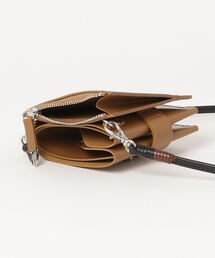 財布 TOGA PULLA LEATHER SHOULDER WALLET Leather Shoulder Wallet - Mix Black - THEROOM | Streetwear