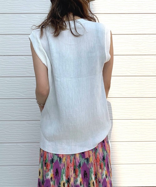 Q（キュー）の「リンクルノースリーブ（Tシャツ/カットソー・レディース・ホワイト/チャコールグレー・MEDIUM）」の5枚目の写真