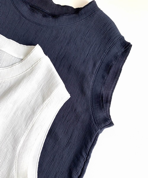 Q（キュー）の「リンクルノースリーブ（Tシャツ/カットソー・レディース・ホワイト/チャコールグレー・MEDIUM）」の12枚目の写真