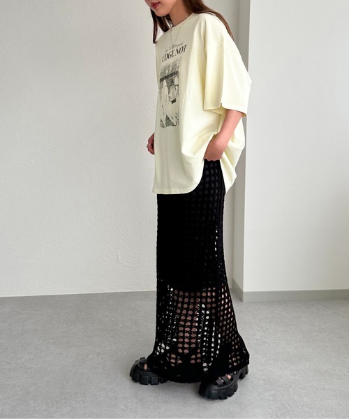 apres jour mignon(アプレジュールミニョン)の「ピグメントヴィンテージライクロックTシャツ3【ZOZOTOWN限定アイテム】(Tシャツ/カットソー・レディース・アイボリー/ブラック系その他2/その他/ブラック系その他/ネイビー・X-LARGE/フリー)」の6枚目の写真