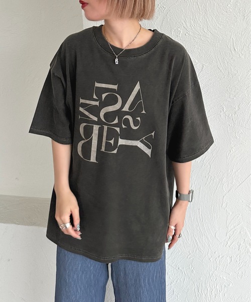 apres jour mignon(アプレジュールミニョン)の「ピグメントヴィンテージライクロックTシャツ3【ZOZOTOWN限定アイテム】(Tシャツ/カットソー・レディース・アイボリー/ブラック系その他2/その他/ブラック系その他/ネイビー・X-LARGE/フリー)」の21枚目の写真
