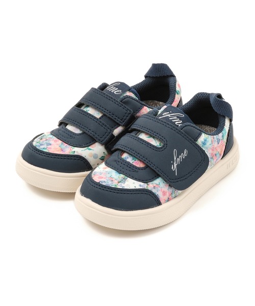 IFME(イフミー)の「KIDS|ifme CALIN 水彩花柄ワンベルトスニーカー(スニーカー・キッズ・パープル/ピンク/ネイビー・15.0cm/17.5cm/18.0cm/20.5cm/16.5cm/17.0cm/16.0cm/20.0cm/21.0cm/15.5cm/19.0cm/18.5cm/19.5cm)」の2枚目の写真