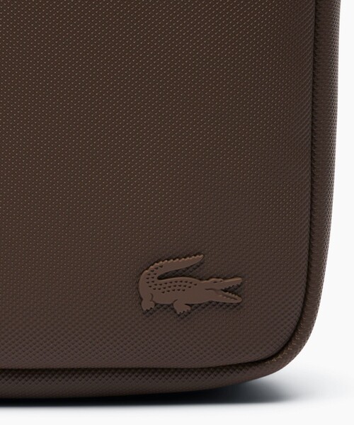 ラコステ メンズクラシック バーティカルカメラバッグ(黒) メンズクラシック バーティカルカメラバッグ | LACOSTE/ラコステ
